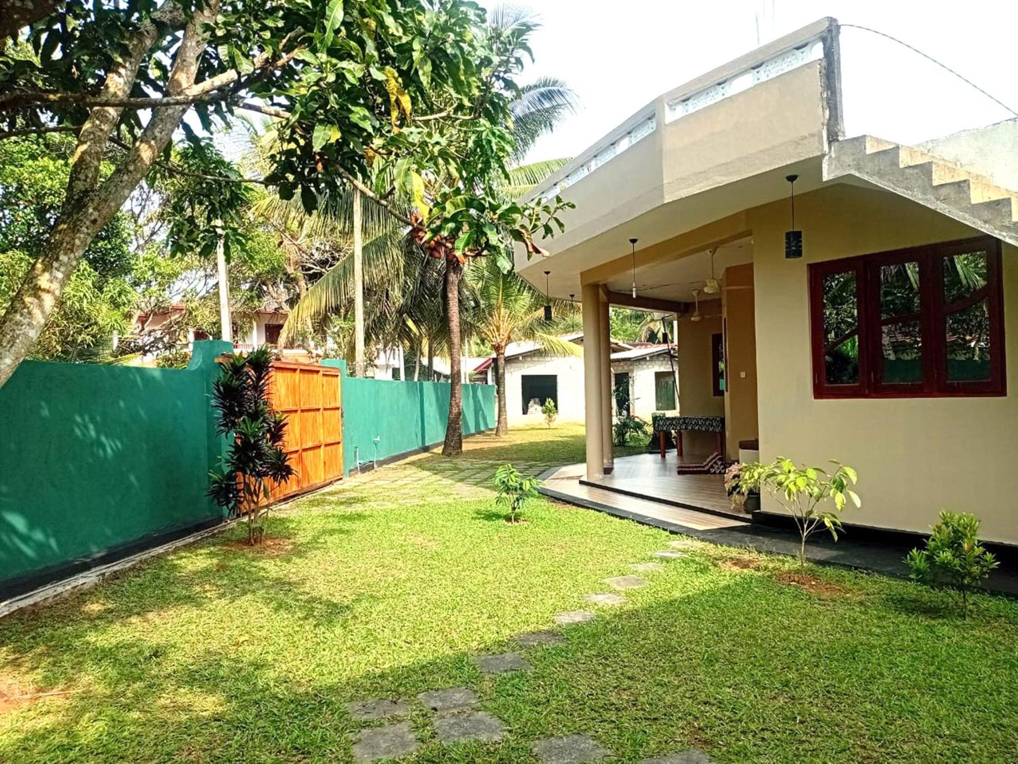 Guesthouse Dilush Beruwala Εξωτερικό φωτογραφία