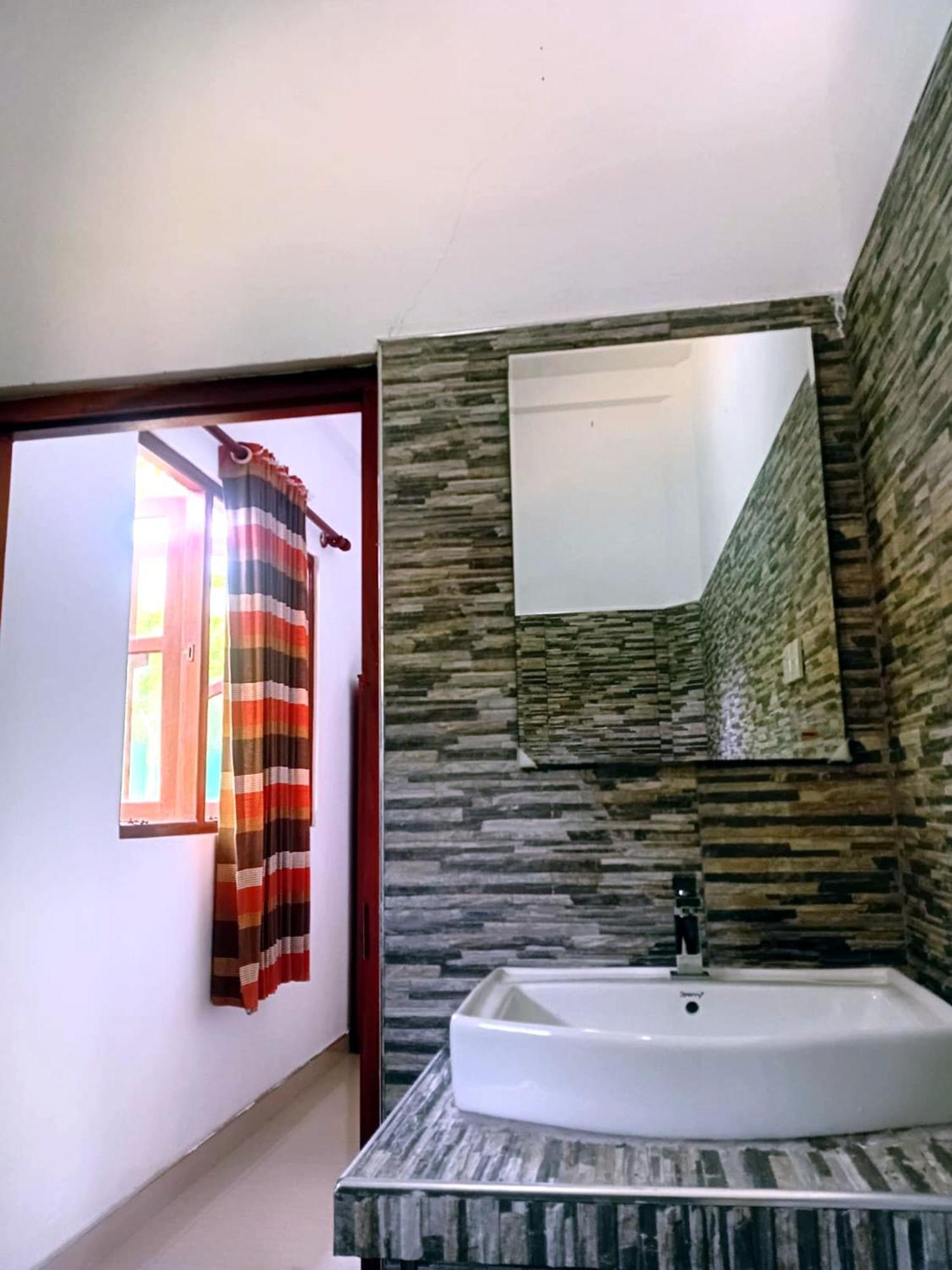Guesthouse Dilush Beruwala Εξωτερικό φωτογραφία