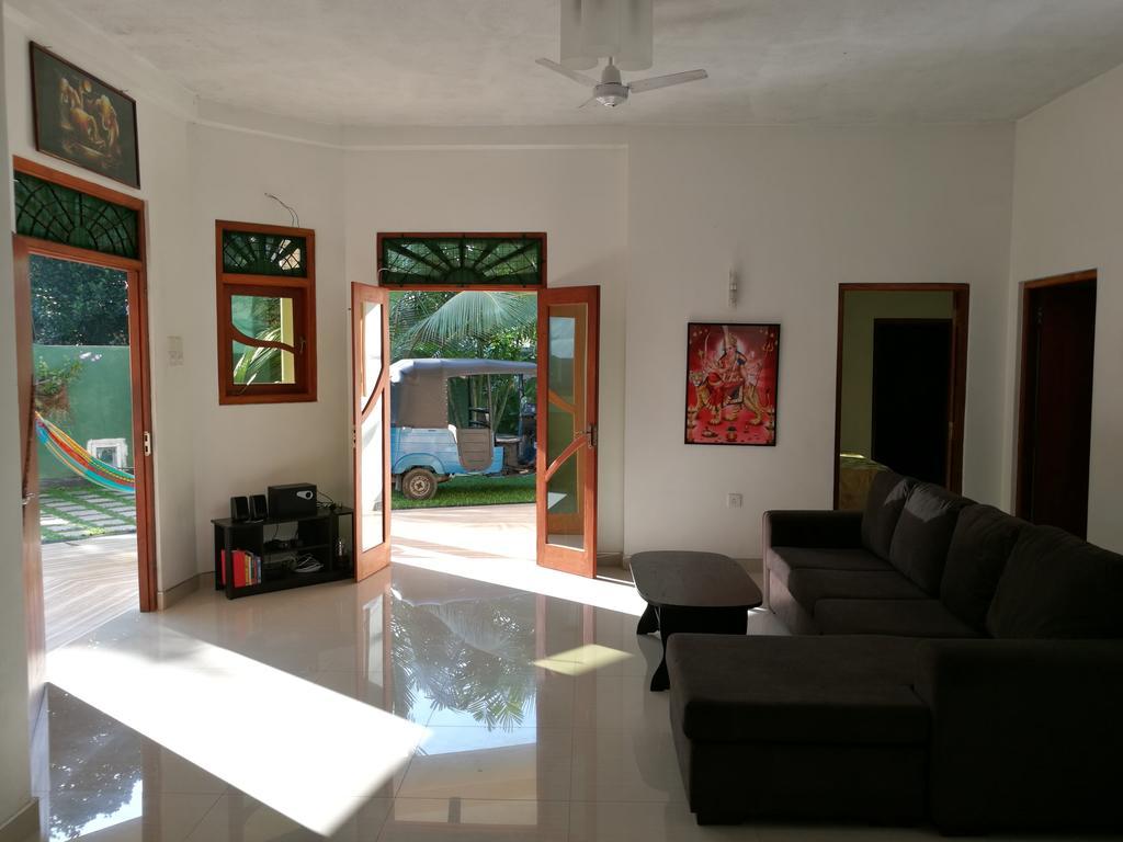 Guesthouse Dilush Beruwala Εξωτερικό φωτογραφία